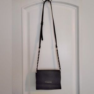 Aldo crossbody bag black and gold no rips no tears